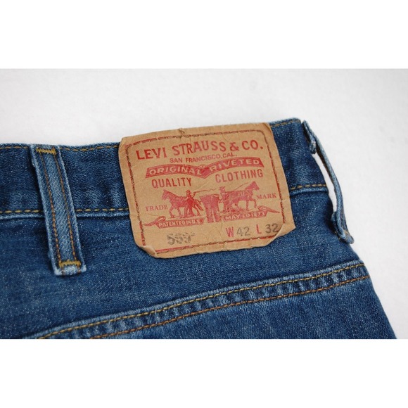 Levis 569 Jeans Mens 42x32 Blue Denim Loose Straight Fit Medium Wash Comfort - Picture 7 of 14